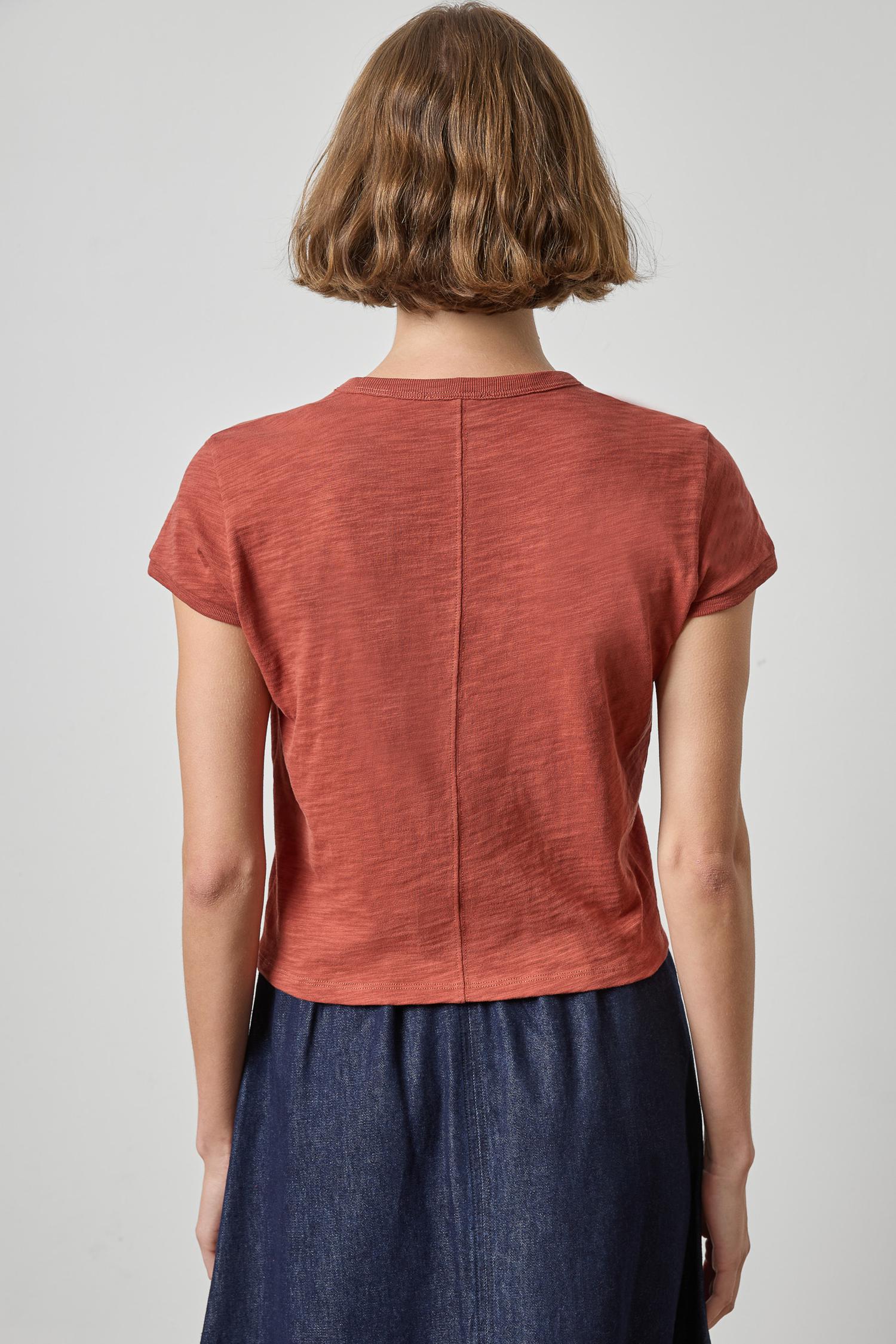 Boxy Cap Sleeve in color Henna Image A2