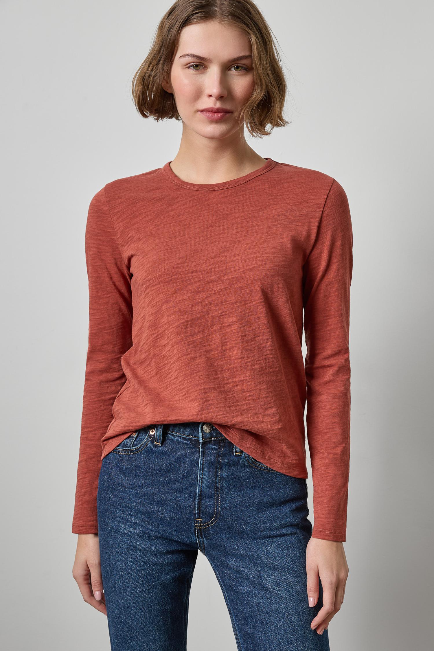 Long Sleeve Crewneck in color Henna Image A1