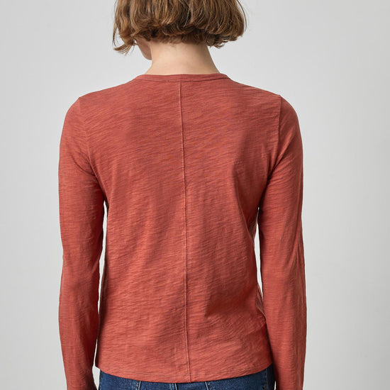 Long Sleeve Crewneck in color Henna Image A2