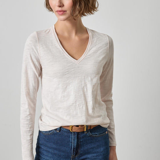 Long Sleeve V-Neck in color Tearose Image A1