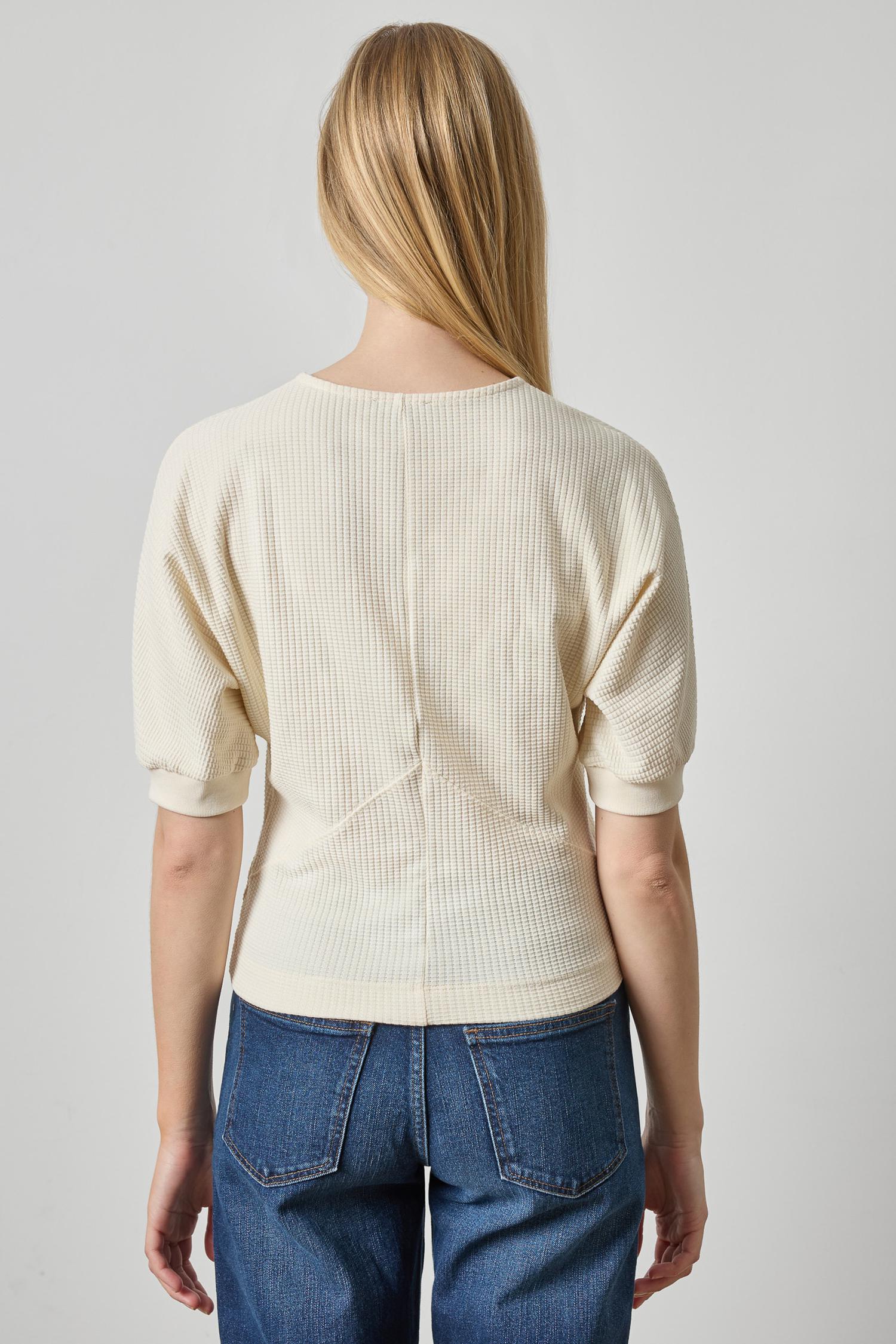 Seamed V-Neck Top Womens Top Rope A2