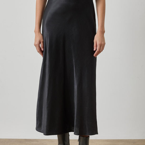 Slub Woven Bias Skirt Womens Skirt Black A1