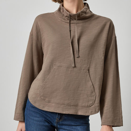 Vintage Kangaroo Pocket Drop Shoulder Womens Top Shiitake A1
