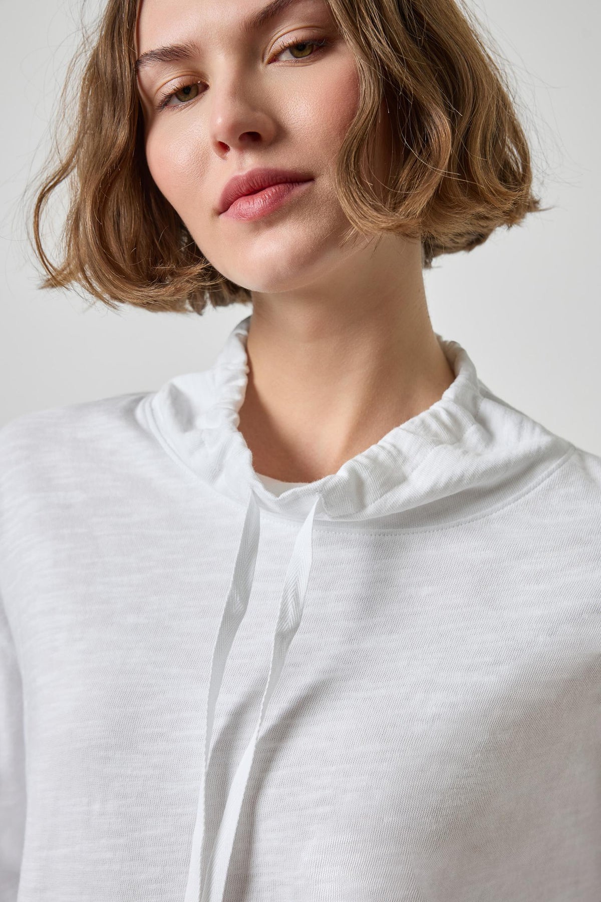 Vintage Kangaroo Pocket Drop Shoulder Womens Top White A3