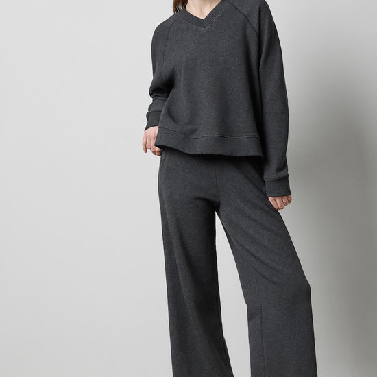 Oversized Sweatshirt in color Graphite Heather Image A0