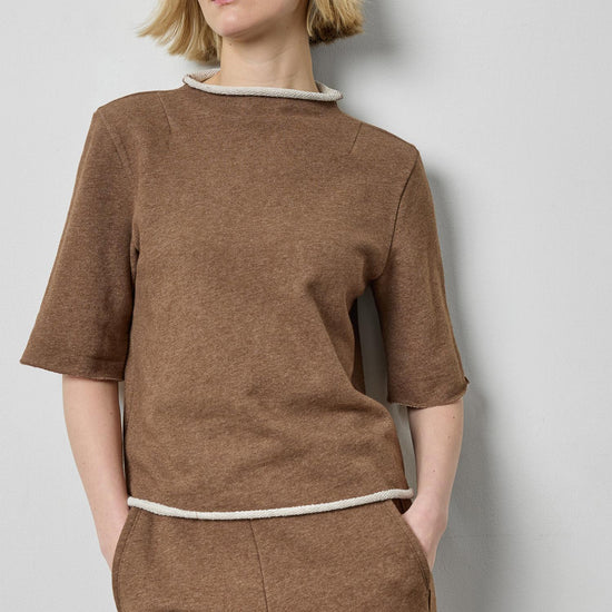 Roll Neck Short Sleeve Sweatshirt in color Cocoa Heather Image A3
