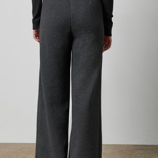 Side Panel Terry Pant in color Graphite Heather Image A2