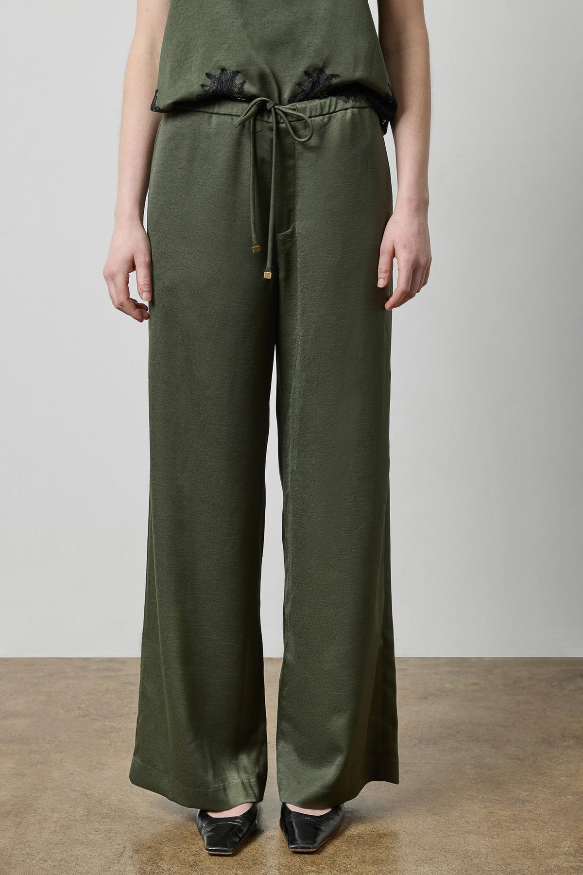 Crepe Satin Trouser in color Fir Image A1