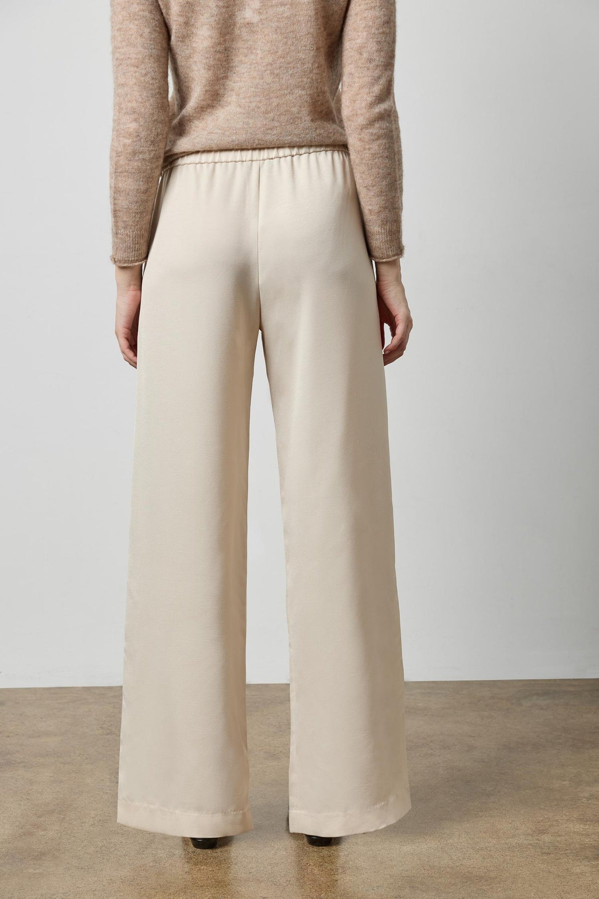 Crepe Satin Trouser in color Porcelain Image A2