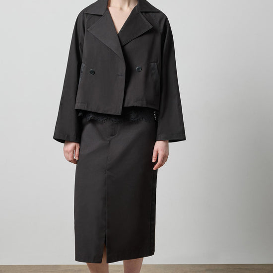 Short Blazer in color Black Image A0