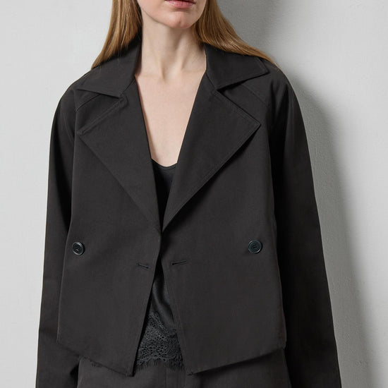 Short Blazer in color Black Image A1