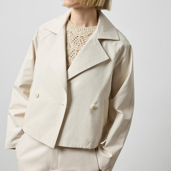 Short Blazer in color Porcelain Image A3