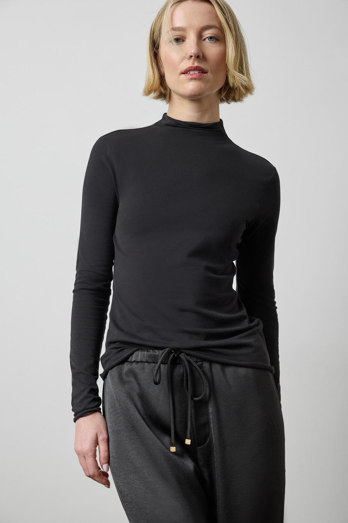 Long Sleeve Funnel Neck in color Black Image A3