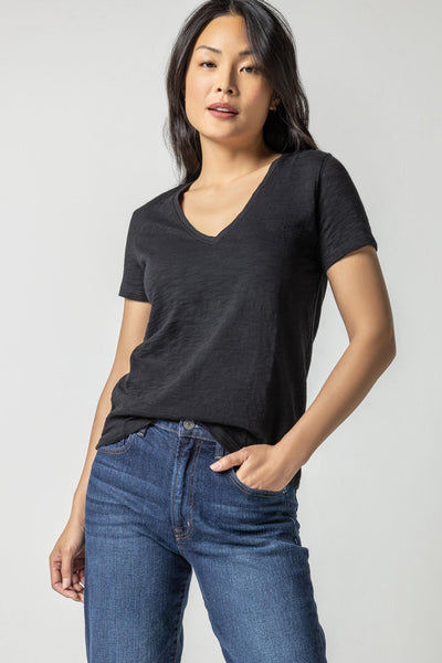 V-Neck Short Sleeve Back Seam Tee