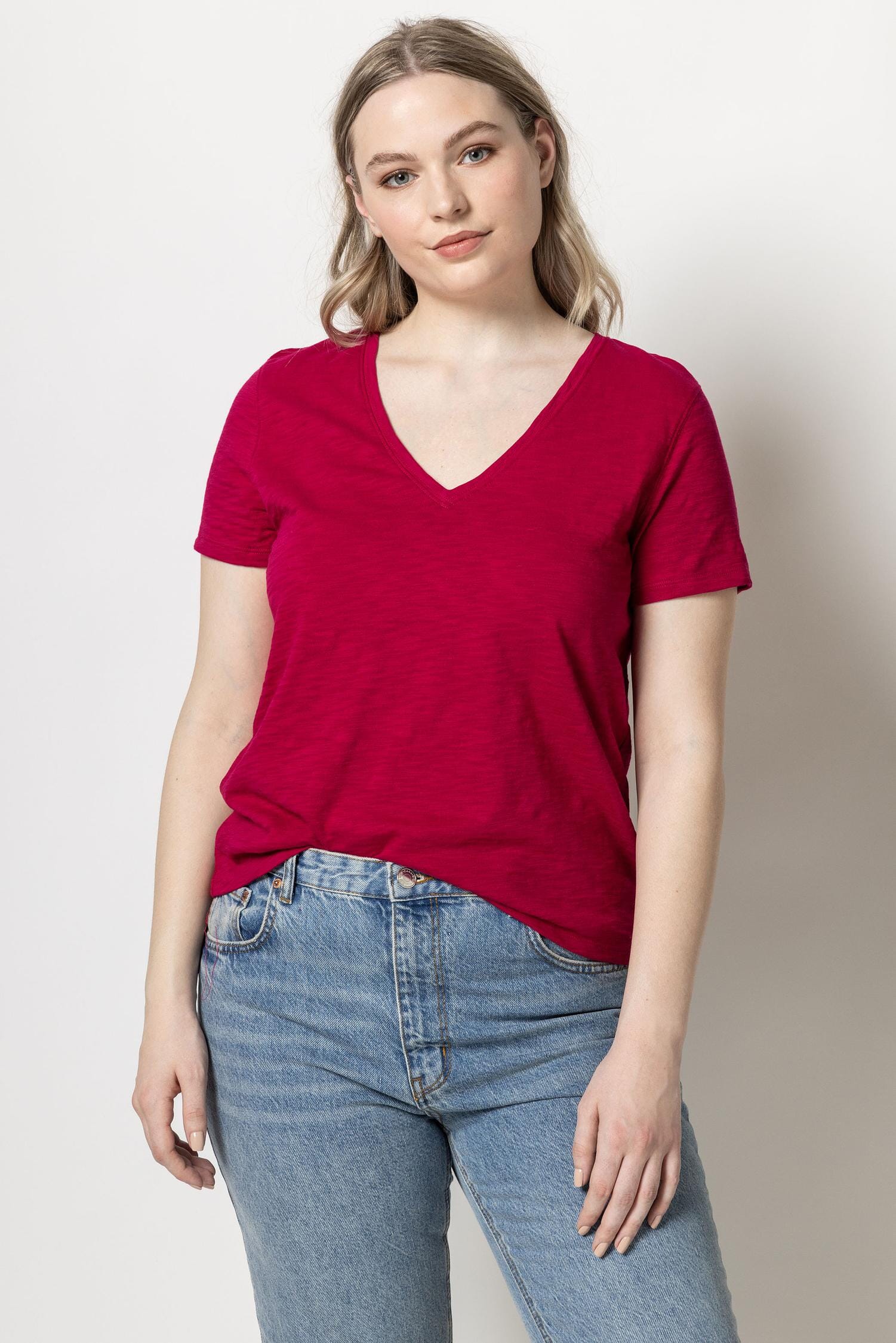 V-Neck Short Sleeve Back Seam Tee Womens Top Cerise A5