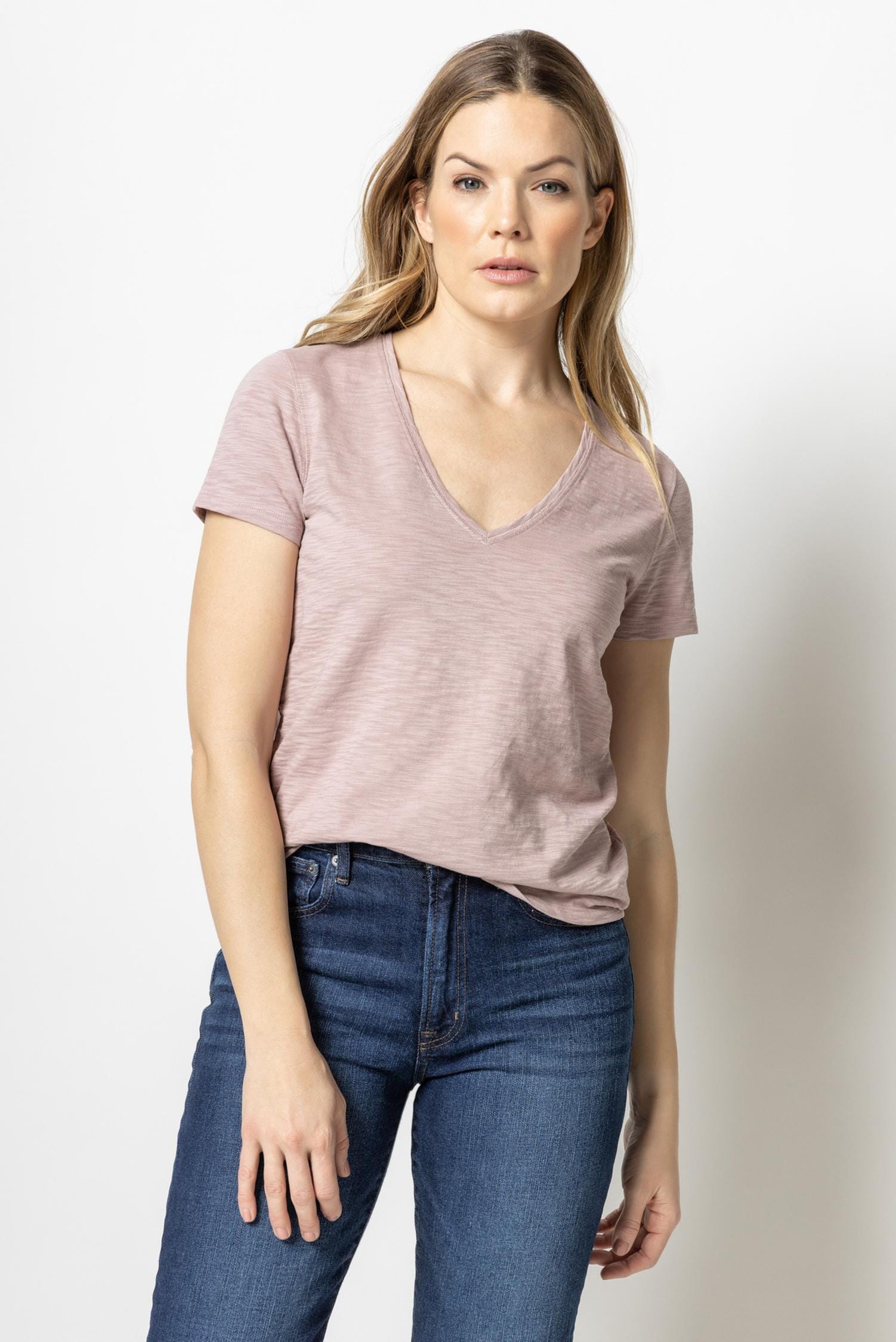 V-Neck Short Sleeve Back Seam Tee Womens Top Dusty Rose A1