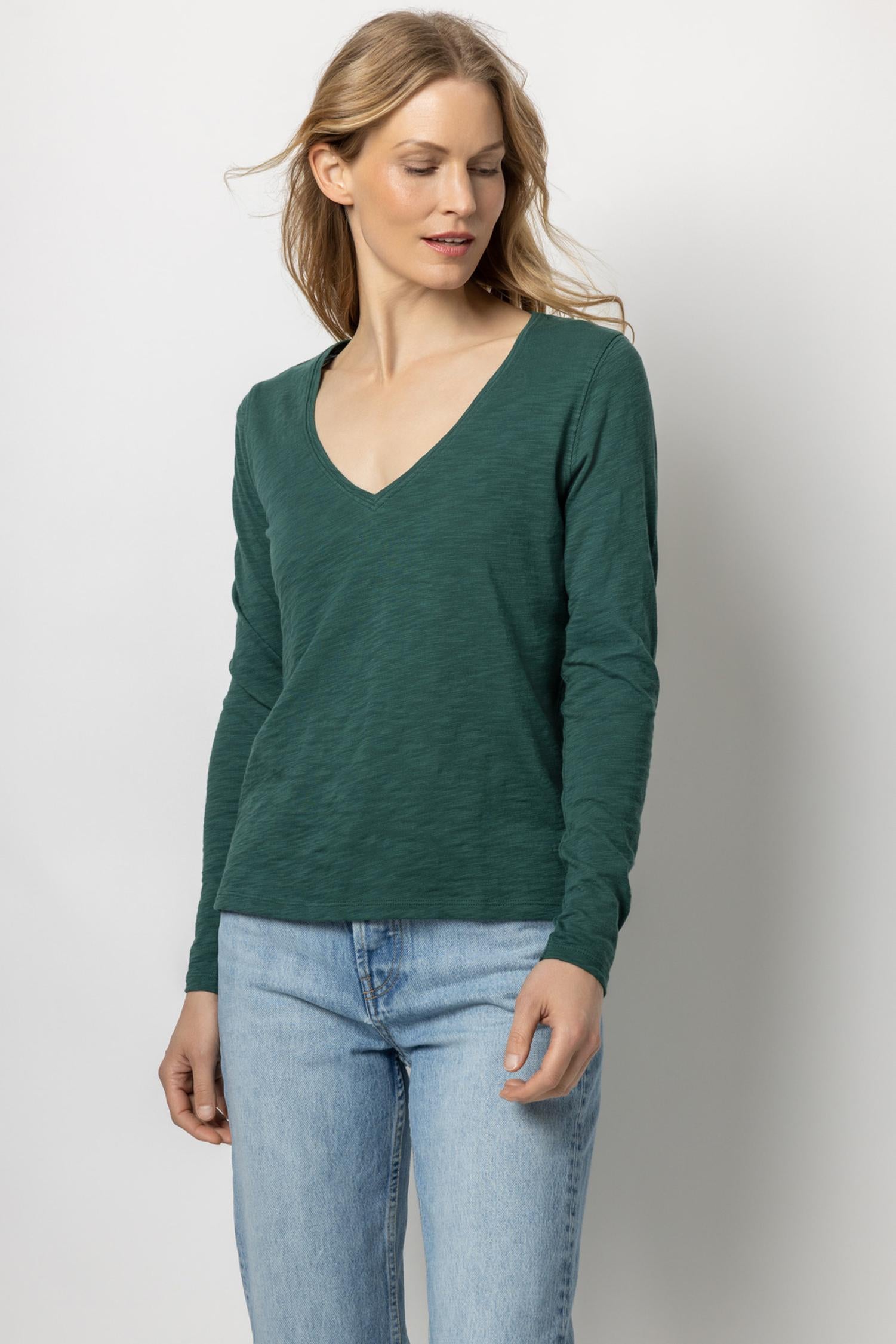 Back Seam Long Sleeve V-Neck Womens Top Mallard A1