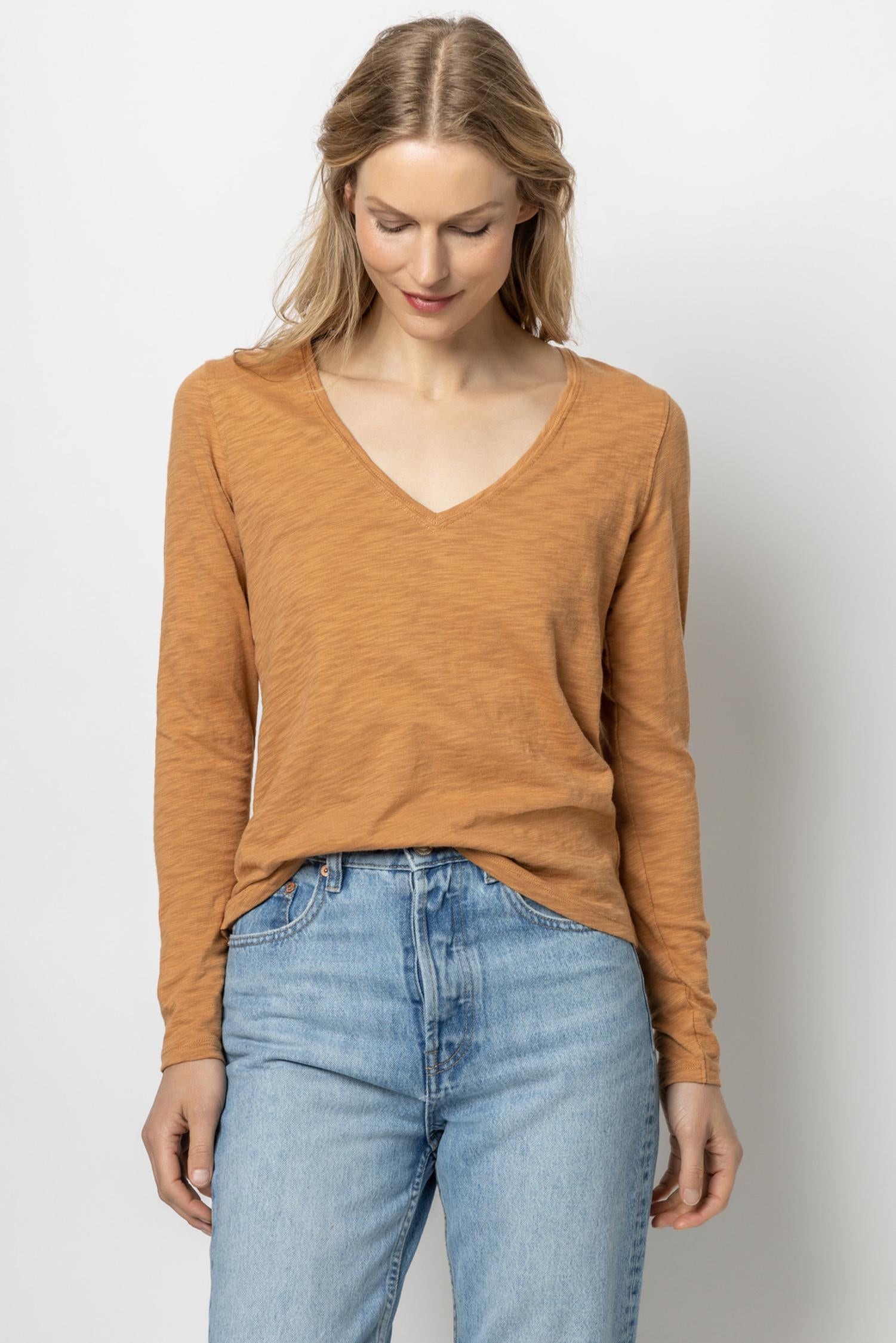 Back Seam Long Sleeve V-Neck Womens Top Toast A1