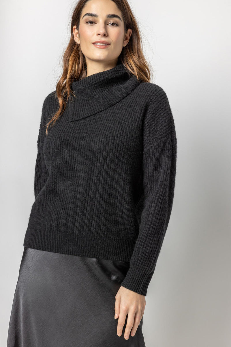 Folded Collar Pullover Sweater